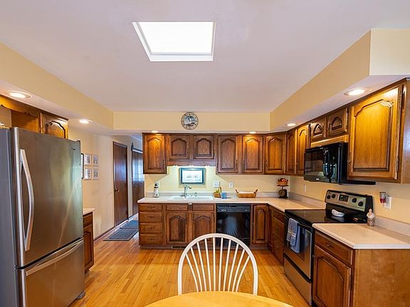 3rd image of 3904 25th Avenue Ct