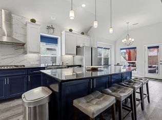 306 Calhoun St, Glenn Heights, TX 75154