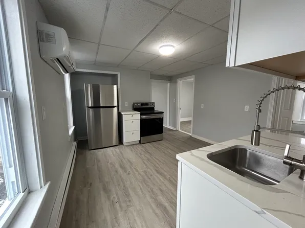 27 North St, Worcester, MA 01605