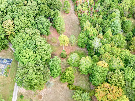 2nd image of Barkmoor Dr