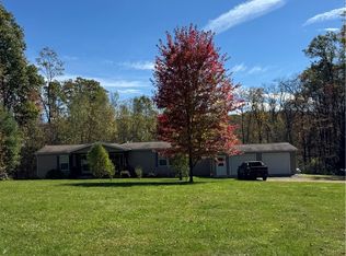 437 Chippewa Rd, Somerset, PA 15501