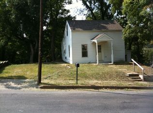 913 Miller St, New Haven, MO 63068