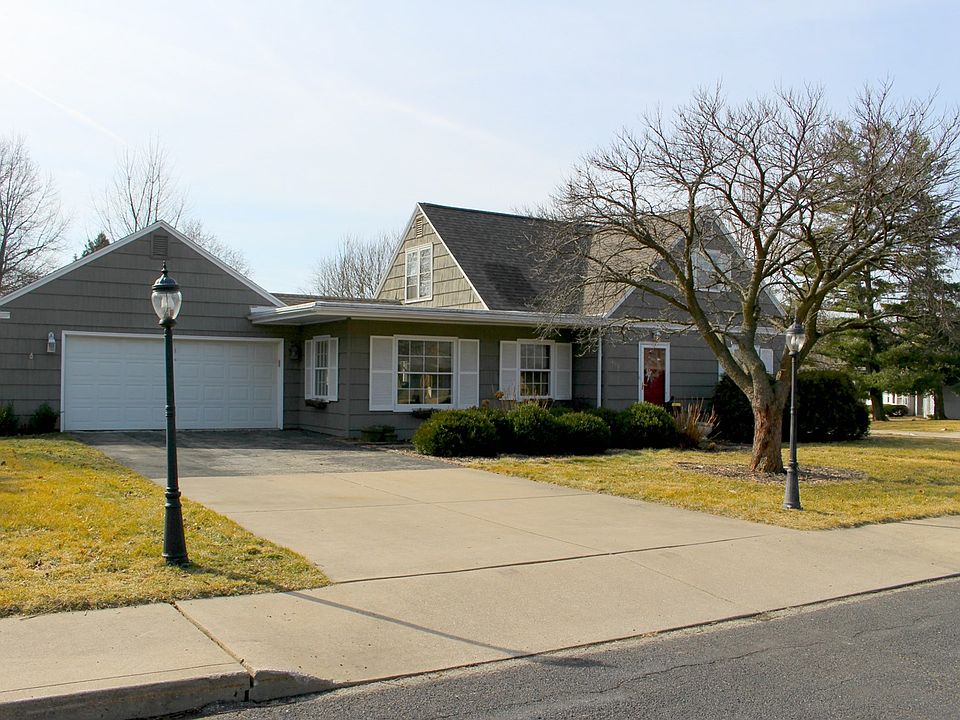 1st image of 436 W Knoll Crest Dr