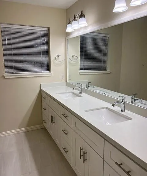 2602 W Holcombe Blvd — Photo 16
