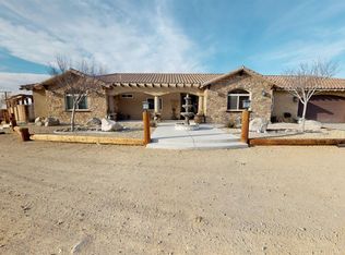 9165 Buena Vista St, Apple Valley, CA 92308