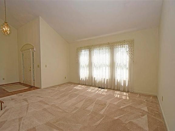 3rd image of 7224 Foxstone Ct