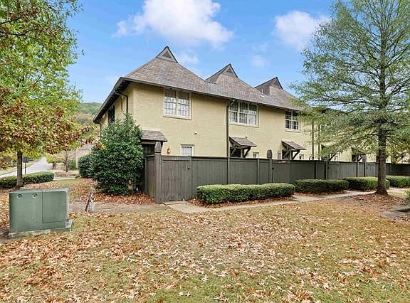 5th image of 1208 Barristers Ct