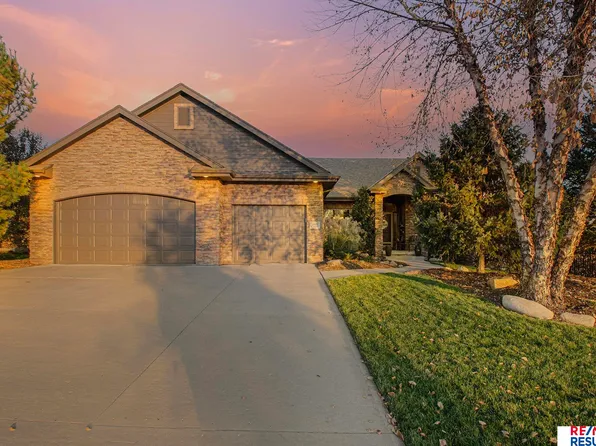 3915 S 188th St, Omaha, NE 68130