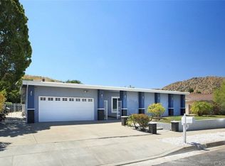 6733 Vickiview Dr, West Hills, CA 91307