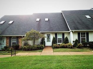 142 Lake Chateau Dr, Hermitage, TN 37076