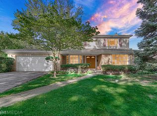 814 S Fernandez Ave, Arlington Heights, IL 60005