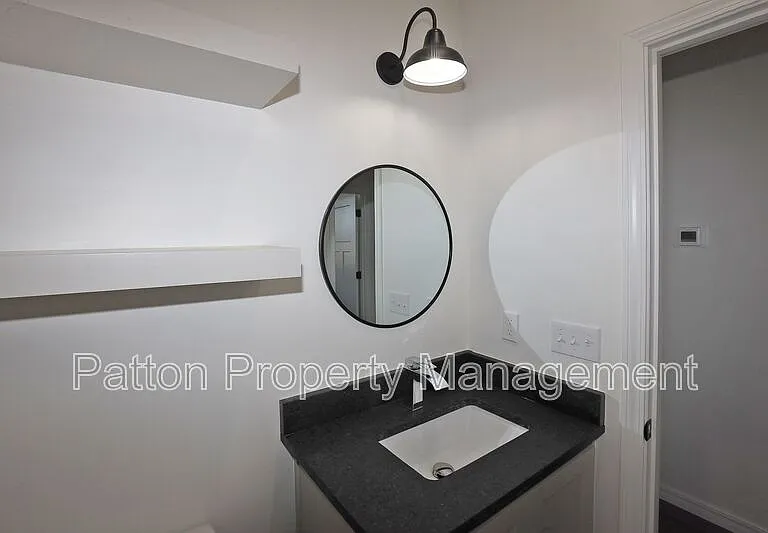13771 Periwinkle Dr #B — Photo 9