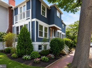 400 N West St, Alexandria, VA 22314