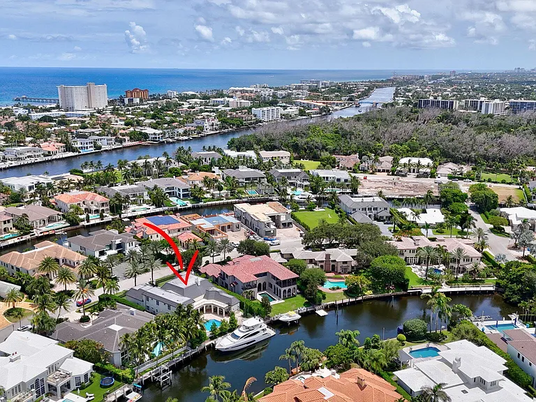 377 E Coconut Palm Rd — Photo 61