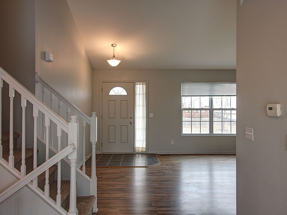 1st image of 16139 Robin Dr