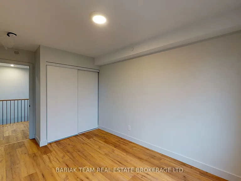238 Jane St #302 — Photo 11