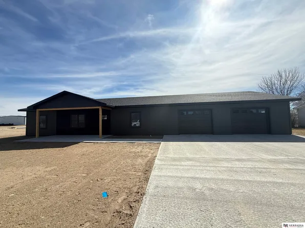 903 W B St, Valentine, NE 69201