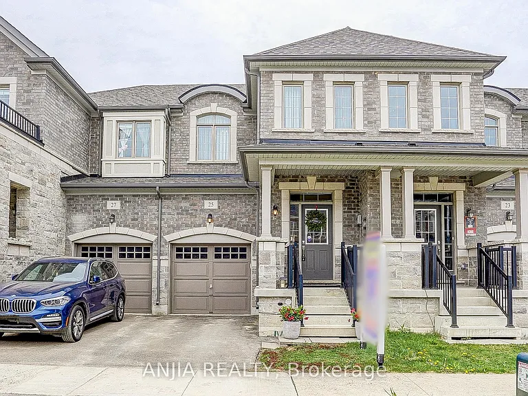 25 Collier Cres — Photo 1