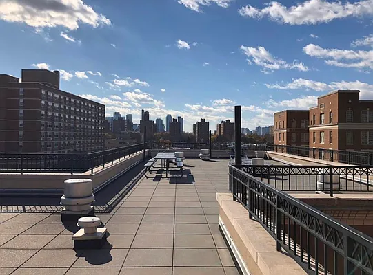 Rented by Astoria Realty | media 8