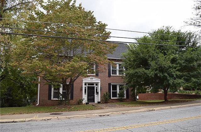 2nd image of 505 Main St NW