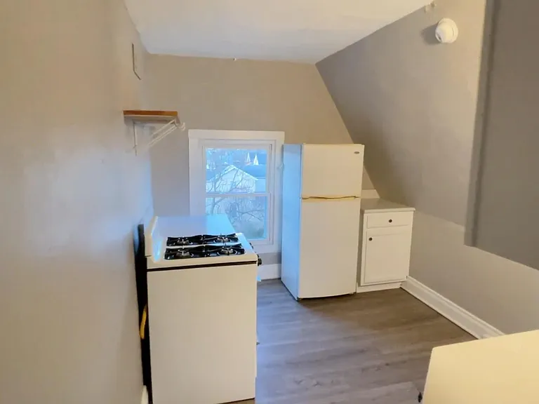 552 Hill St #3 — Photo 12