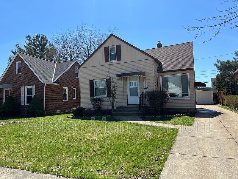 1st image of 8109 Pelham Dr