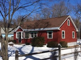 27 Fairfield Ave, Northampton, MA 01062