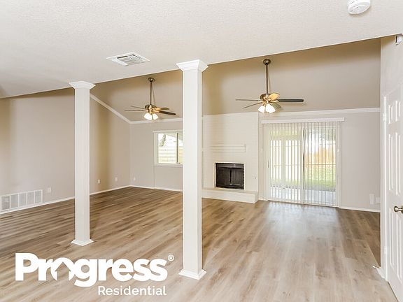 3rd image of 6519 Ridge Peak Dr