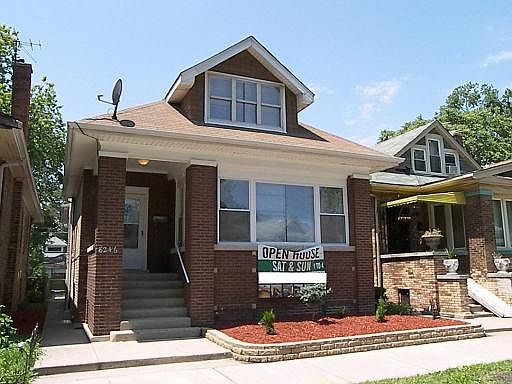 1st image of 8246 S Kenwood Ave