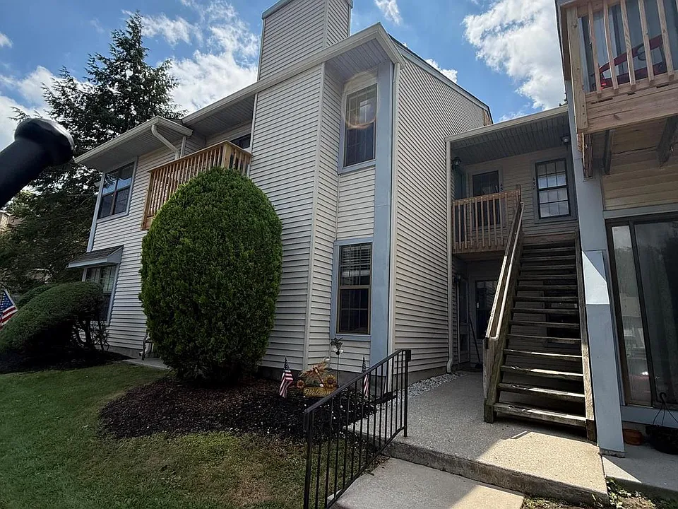 454 Durham Ct