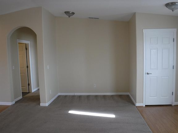 2nd image of 9 Lodgepole Ln