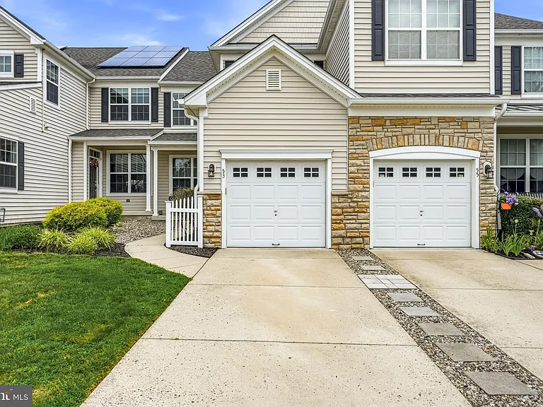 53 Overlook Dr — Photo 3