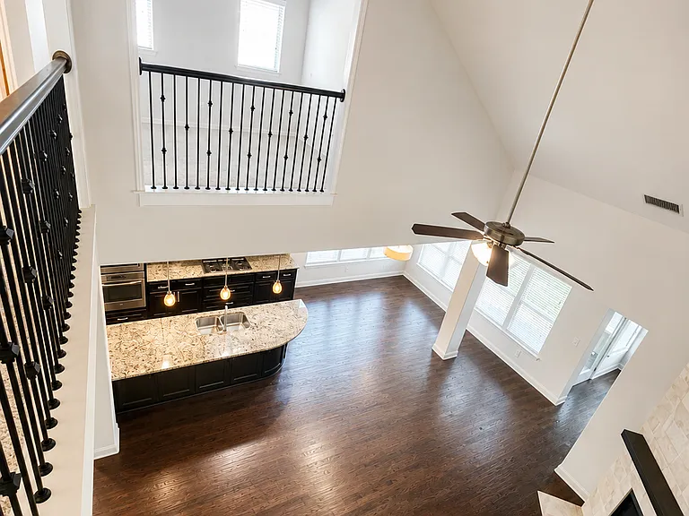 7220 Ridgepoint Dr — Photo 17
