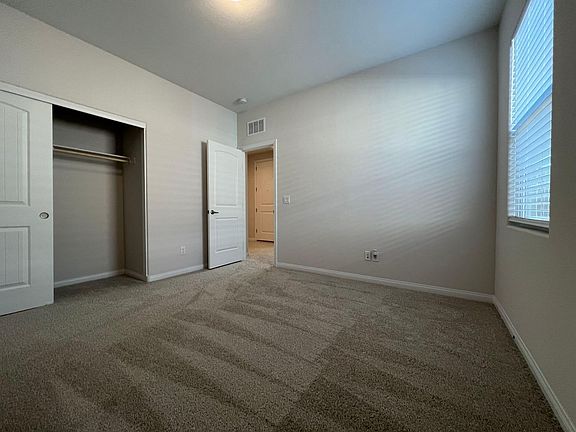 5th image of 5830 Steinbeck Dr