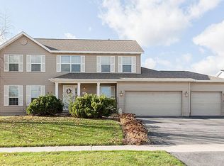 1720 Winding Creek Dr, Marion, IA 52302