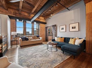 331 S Peoria St APT 405, Chicago, IL 60607