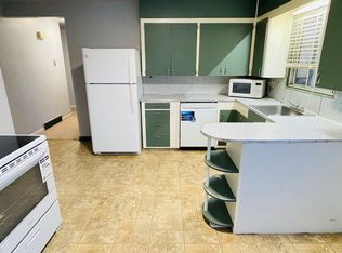 536 Northmount Dr NW, Calgary, AB T2K3H9
