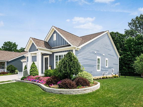 5th image of 976 Lori Ln