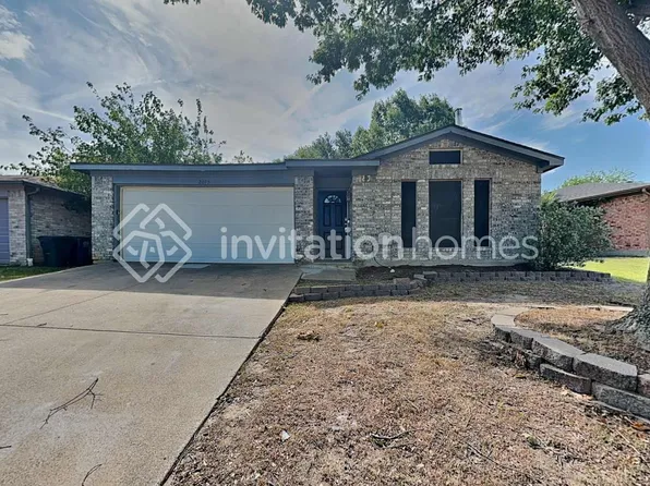 2075 Paint Pony Ln, Keller, TX 76248