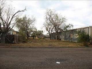 1st image of 214 E Adams Ave
