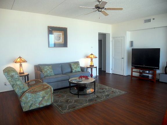 5th image of 111 E Hacienda Blvd #602