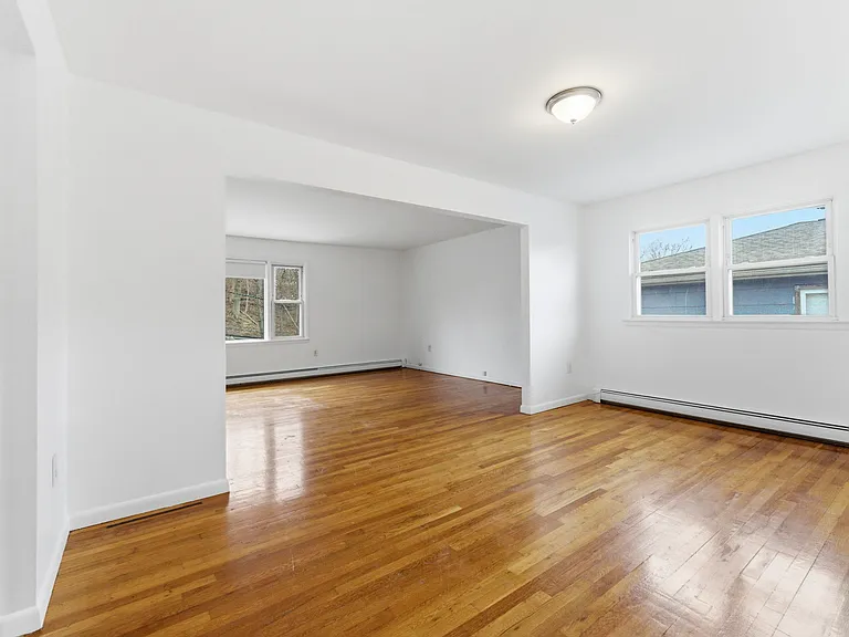 443 5th St #2 — Photo 3