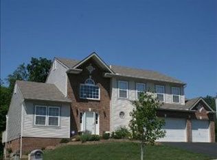 9302 Marshall Rd, Cranberry Twp, PA 16066