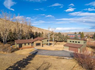 19 Pheasant Run Dr, Lander, WY 82520