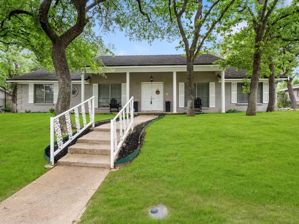 1804 W Cedar Elm Dr, Arlington, TX 76012
