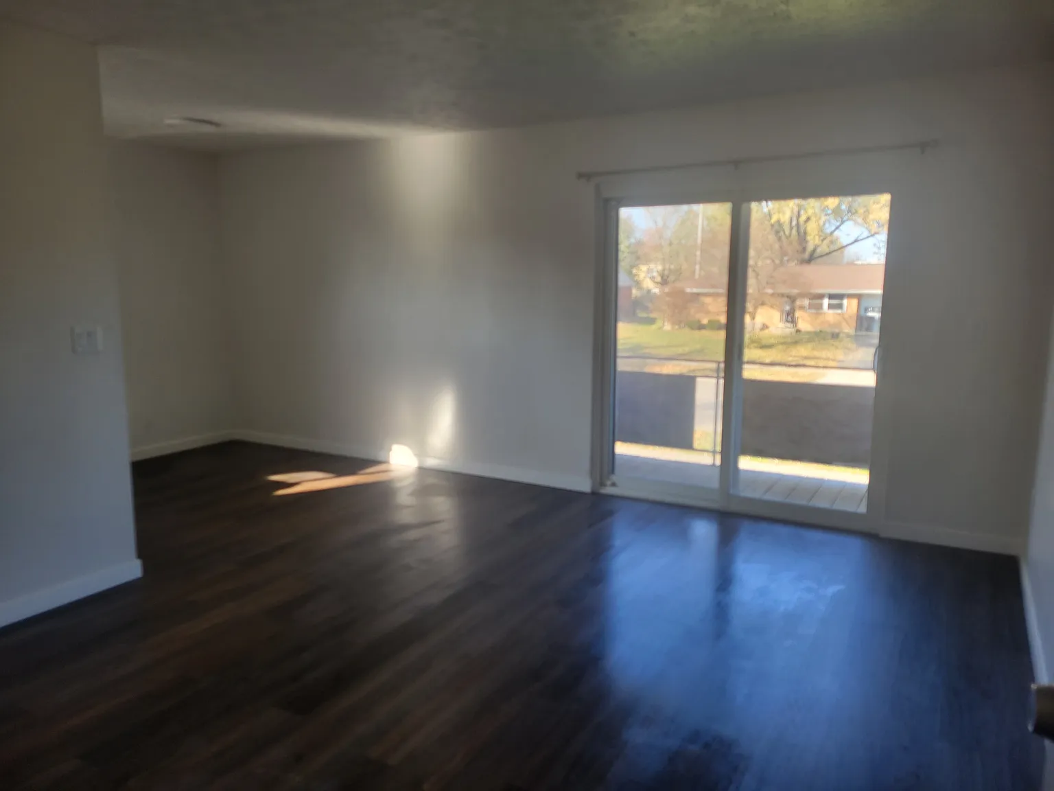 1 bed, 700 sqft, $975 — Photo 3