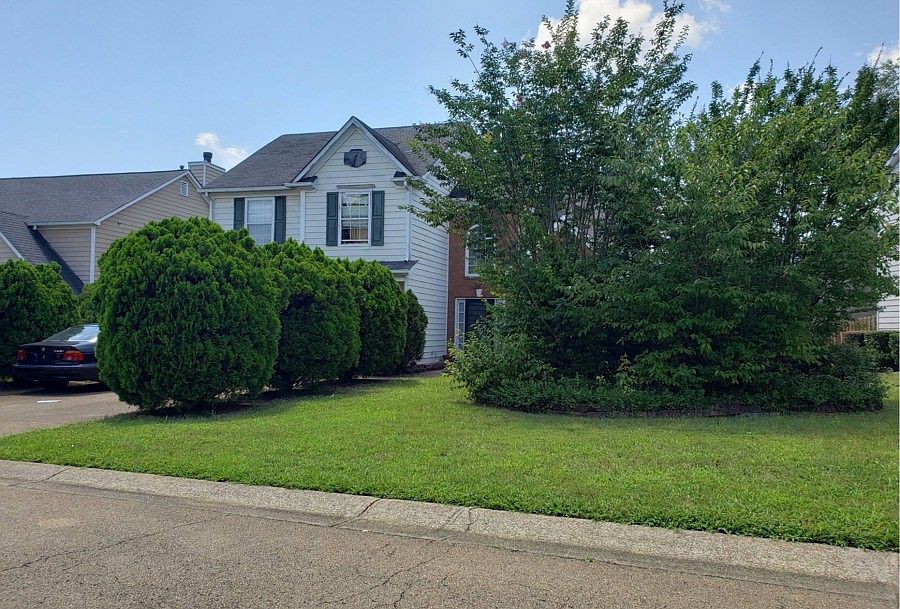 2nd image of 4411 Dickens Ct NW