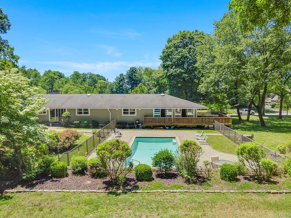 1st image of 21 Vail Road