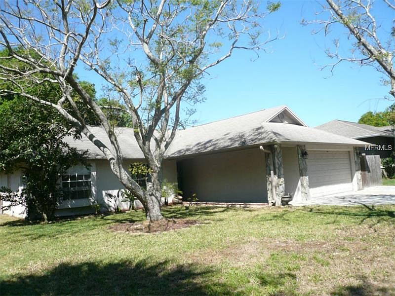 1st image of 2243 Groveland Dr
