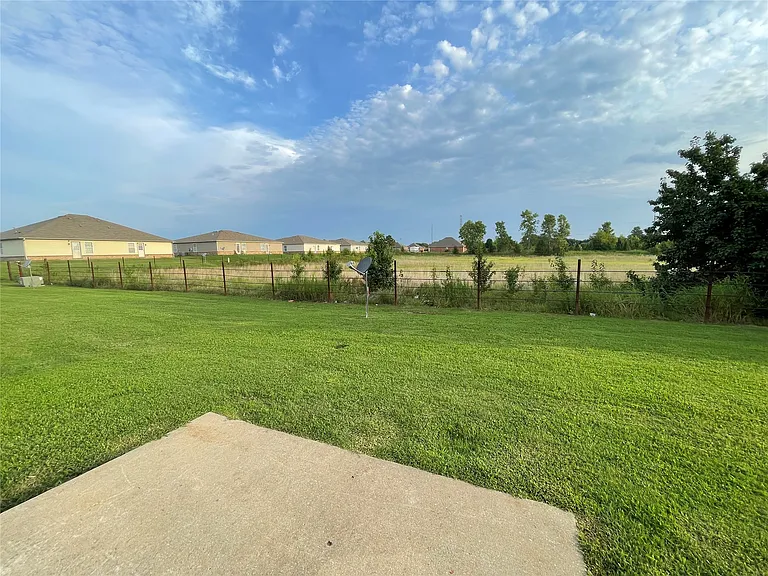 3518 E Hudson St — Photo 13